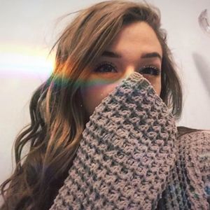 Meet your Posher, Annie